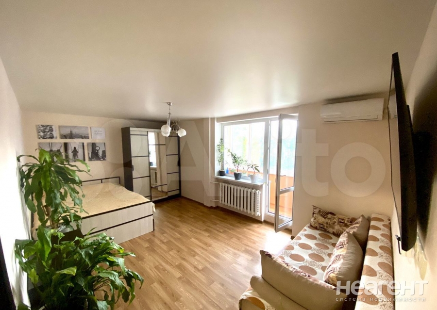 Сдается 1-комнатная квартира, 40 м²