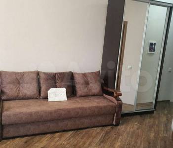 Сдается 1-комнатная квартира, 37 м²