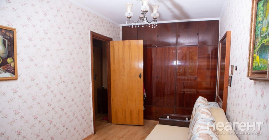 Продается 3-х комнатная квартира, 63 м²