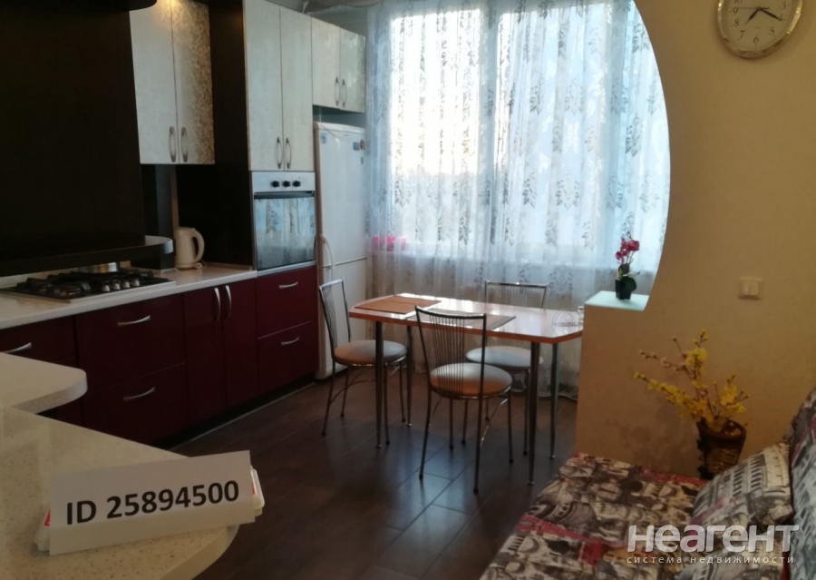 Сдается 1-комнатная квартира, 43 м²