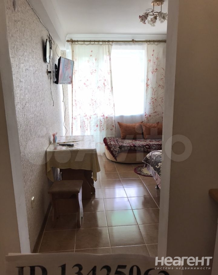 Продается 1-комнатная квартира, 18,2 м²