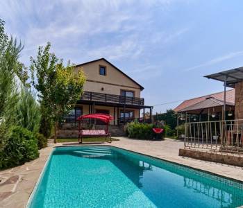 Продается Дом, 360 м²