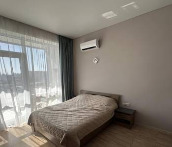 Продается 1-комнатная квартира, 44 м²