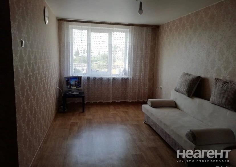 Сдается 1-комнатная квартира, 39 м²