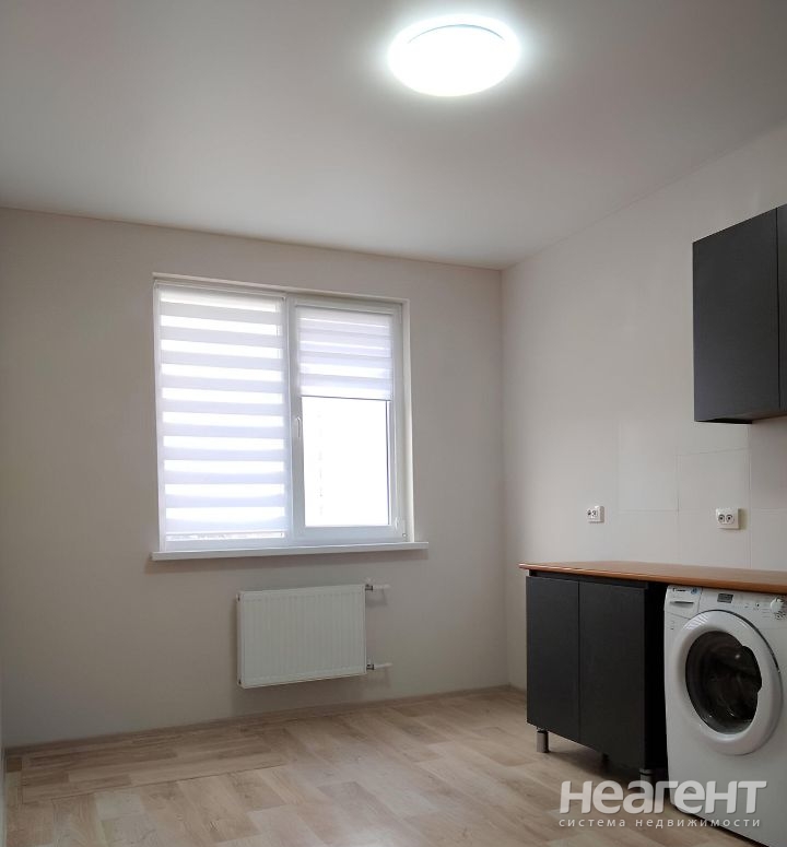 Продается 1-комнатная квартира, 35 м²