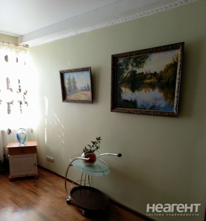 Продается 3-х комнатная квартира, 63 м²