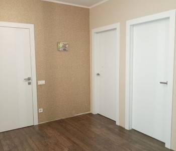 Продается 1-комнатная квартира, 56 м²