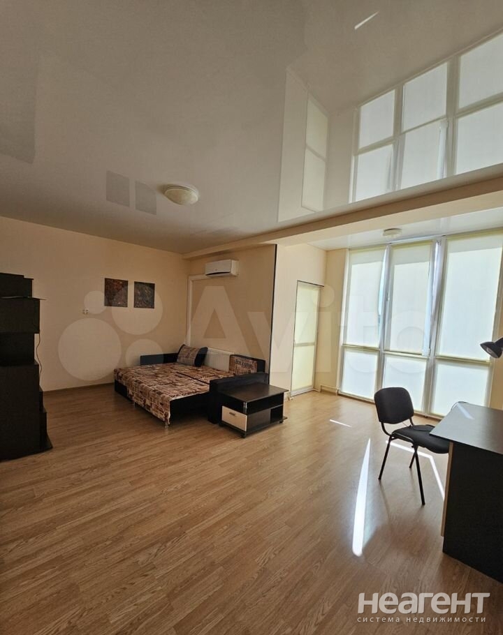 Сдается 2-х комнатная квартира, 70 м²