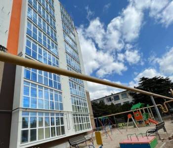 Продается 1-комнатная квартира, 55 м²