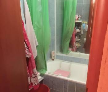 Продается Многокомнатная квартира, 80 м²