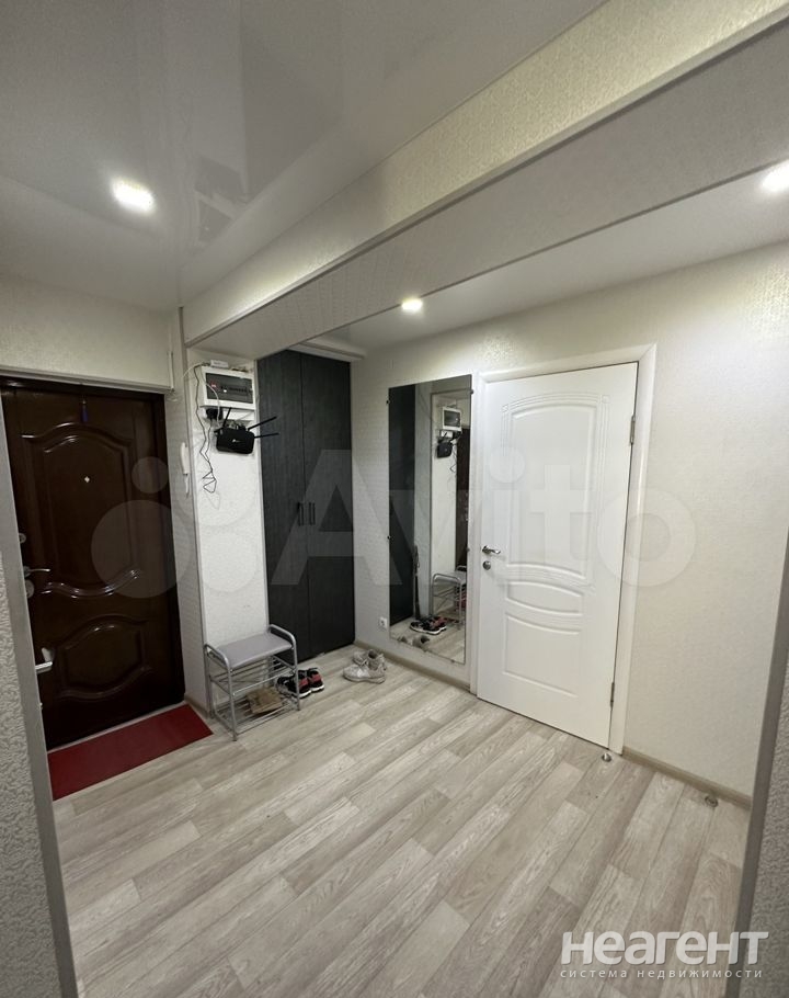 Продается 2-х комнатная квартира, 54 м²