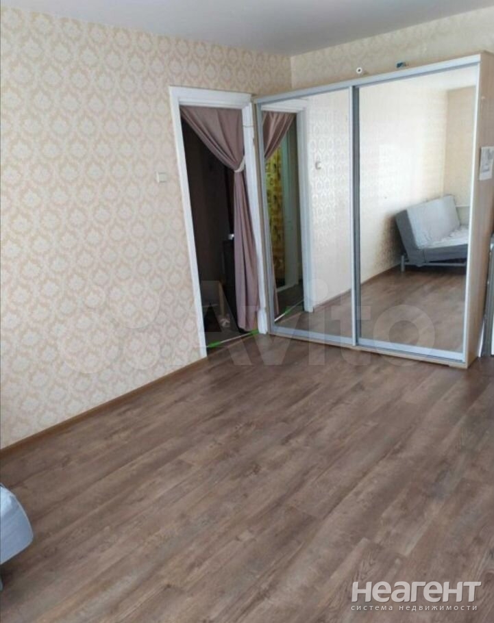 Продается 1-комнатная квартира, 36 м²