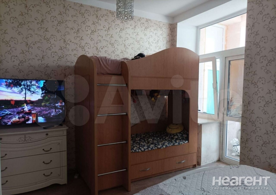 Продается 2-х комнатная квартира, 57 м²