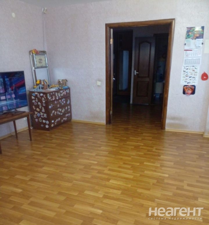 Продается Многокомнатная квартира, 106,5 м²