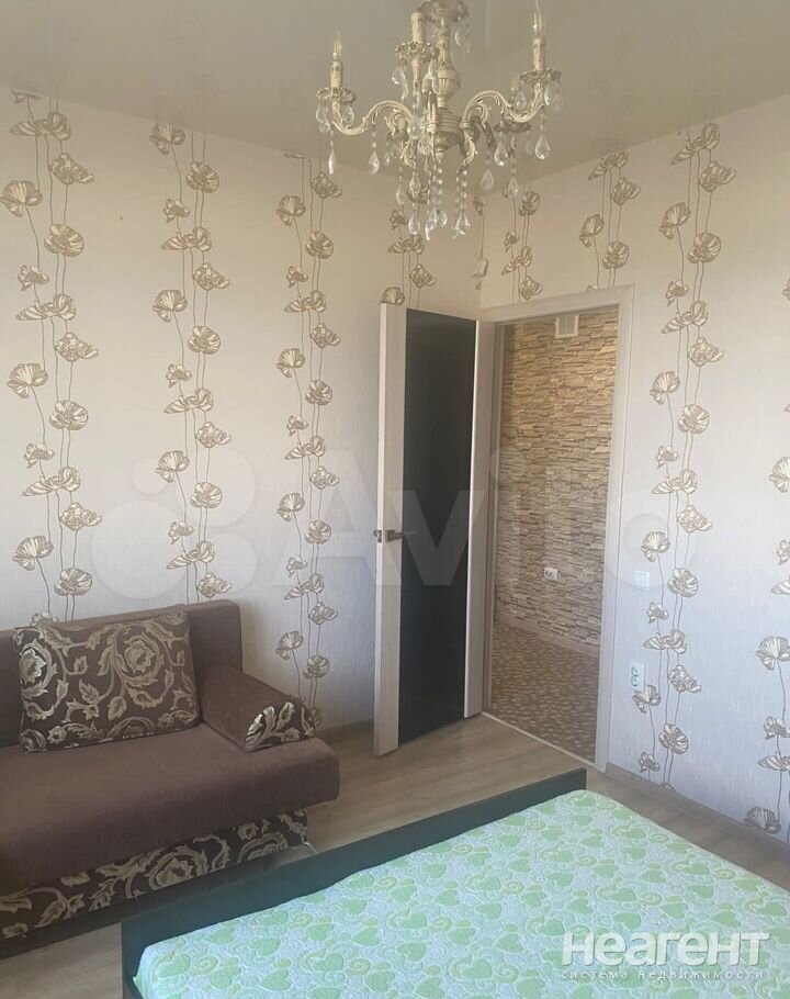 Продается 1-комнатная квартира, 38,2 м²