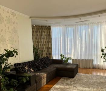 Продается 2-х комнатная квартира, 89,5 м²