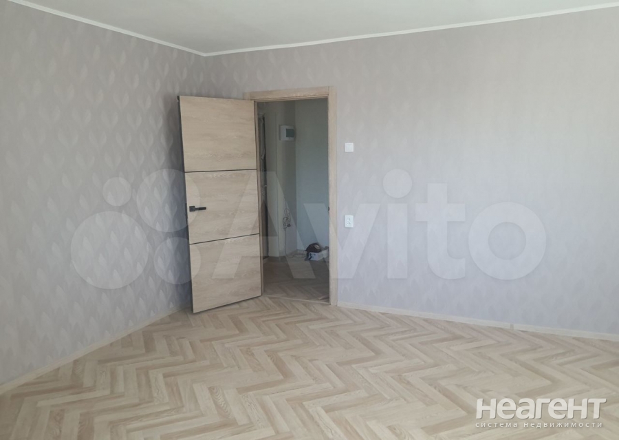 Продается 1-комнатная квартира, 40,5 м²