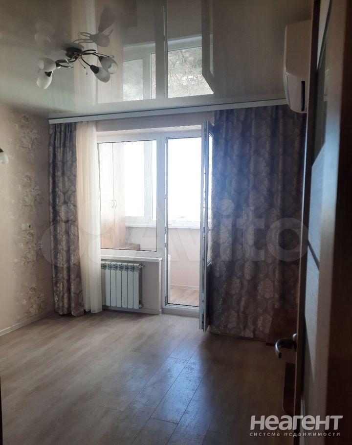 Продается 3-х комнатная квартира, 77 м²