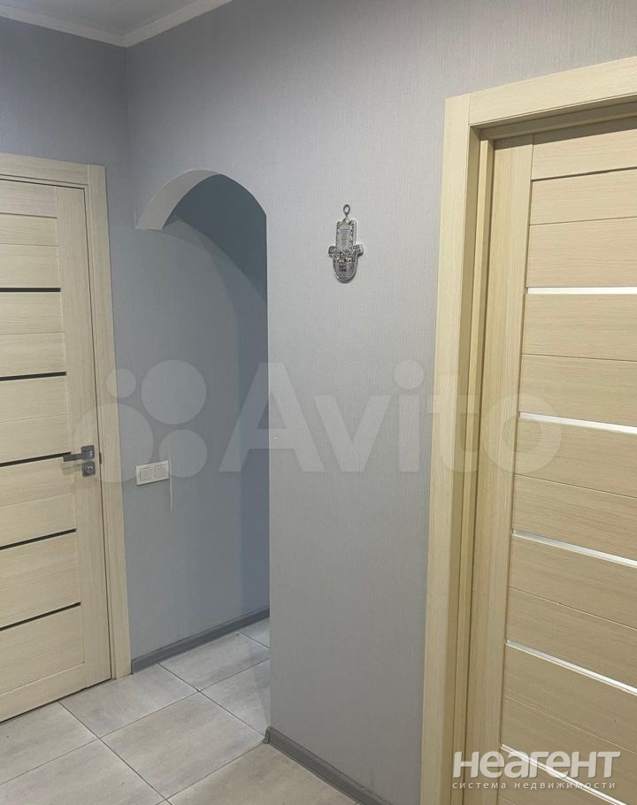 Продается 1-комнатная квартира, 45 м²