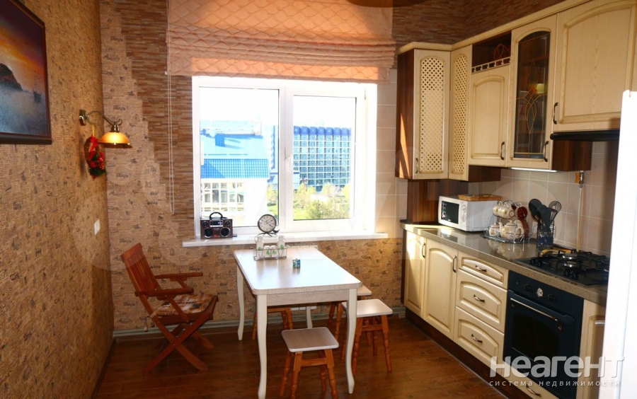 Продается 2-х комнатная квартира, 70,1 м²