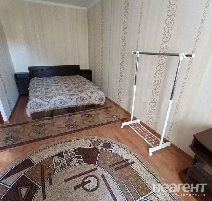 Сдается 1-комнатная квартира, 38 м²