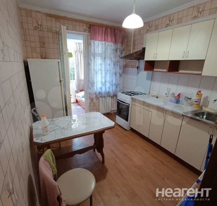 Сдается 1-комнатная квартира, 38 м²