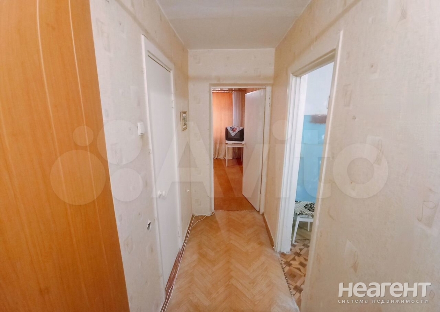 Продается 1-комнатная квартира, 30,7 м²