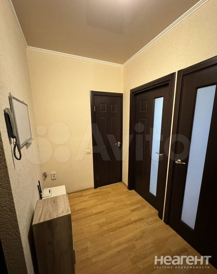 Продается 1-комнатная квартира, 40,8 м²