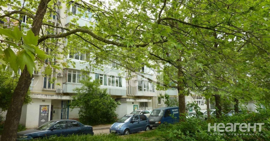 Продается 1-комнатная квартира, 42,2 м²