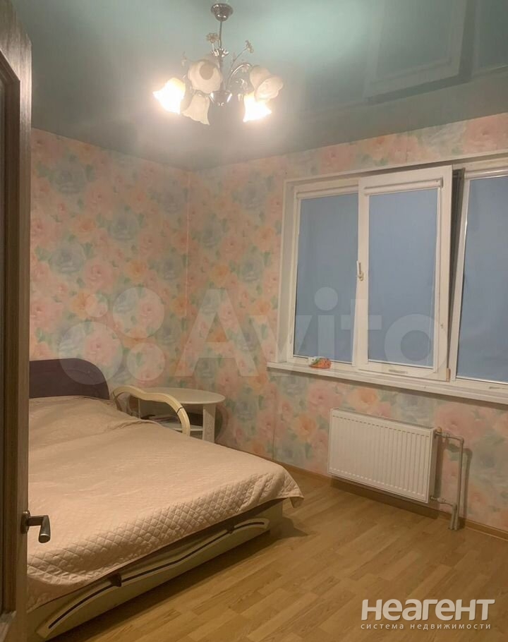 Продается 1-комнатная квартира, 40 м²