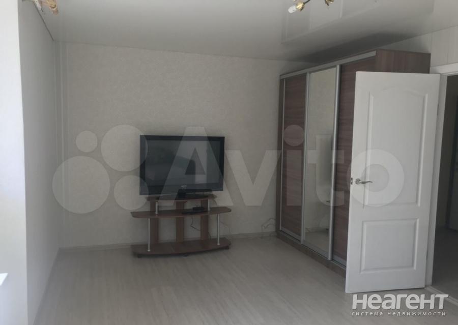 Сдается 1-комнатная квартира, 37 м²