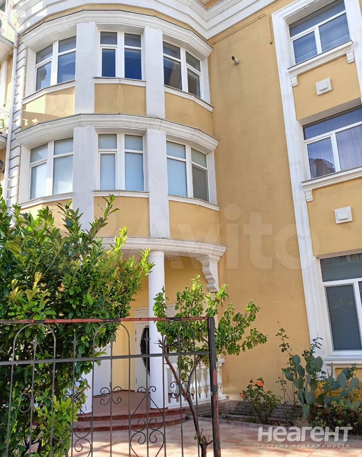 Продается 1-комнатная квартира, 49,5 м²