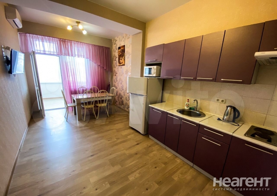 Сдается Многокомнатная квартира, 110 м²