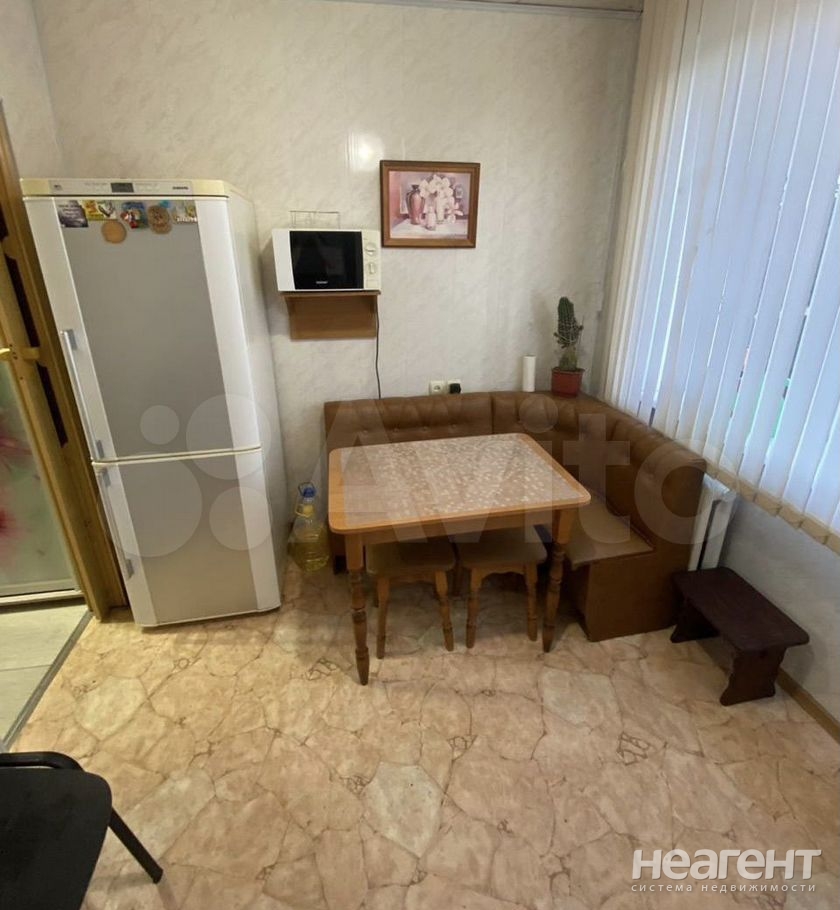 Продается 1-комнатная квартира, 34,3 м²