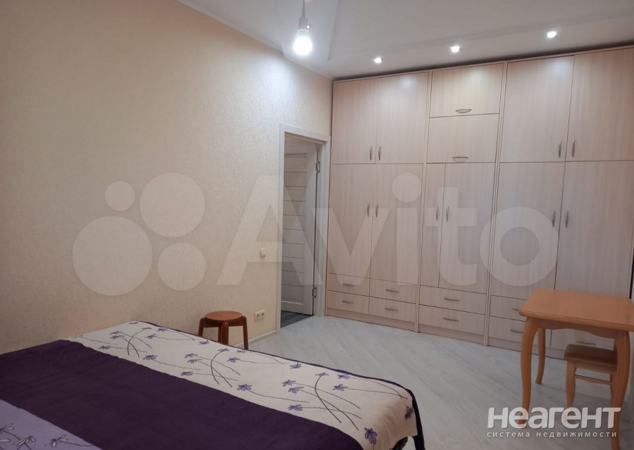 Продается 2-х комнатная квартира, 64 м²