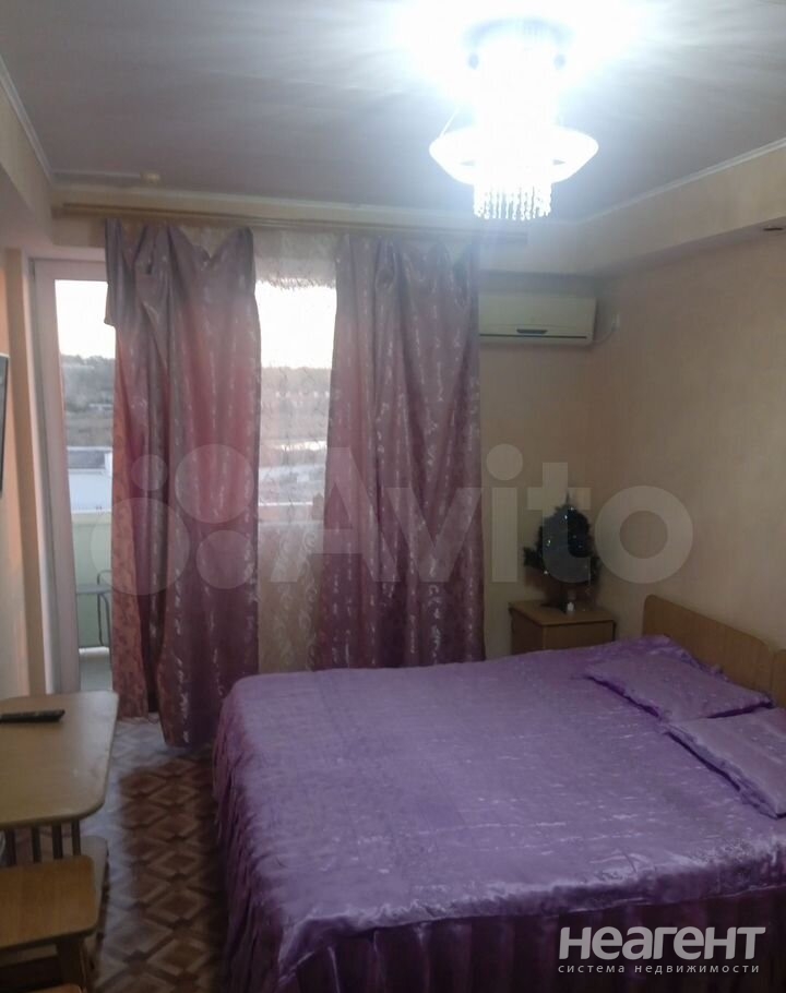 Продается 1-комнатная квартира, 18 м²