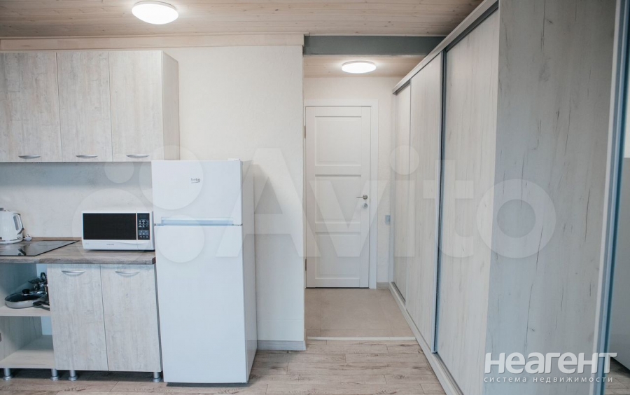 Сдается 1-комнатная квартира, 50 м²