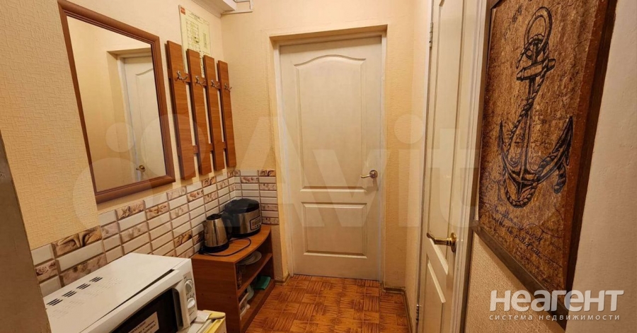 Продается 1-комнатная квартира, 18 м²