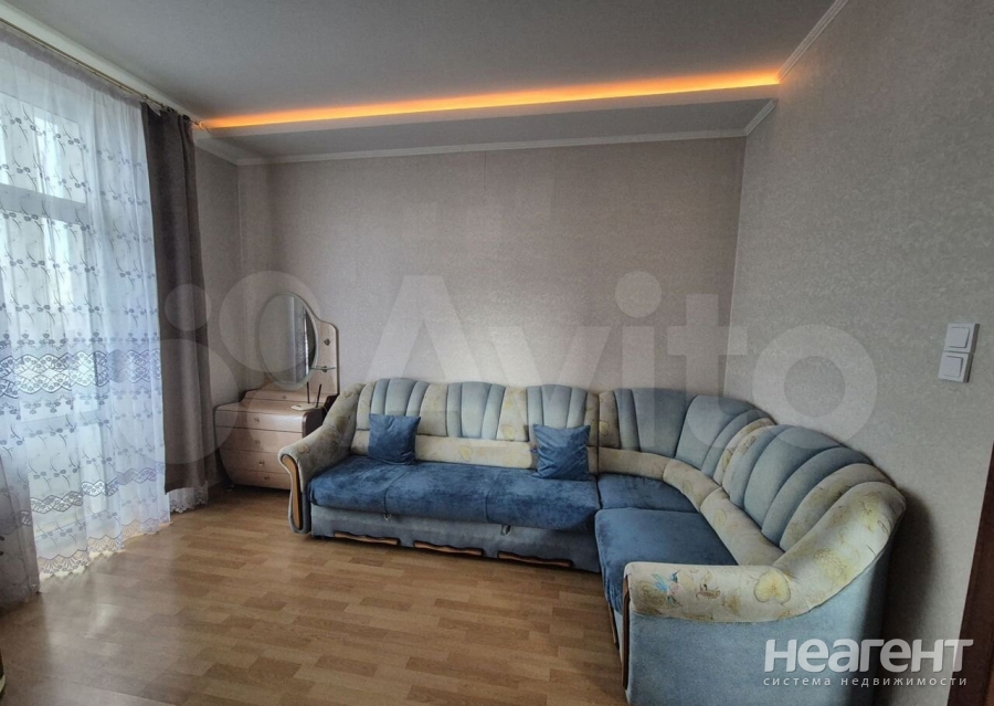 Сдается 1-комнатная квартира, 40 м²