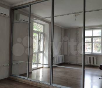 Продается 1-комнатная квартира, 36 м²