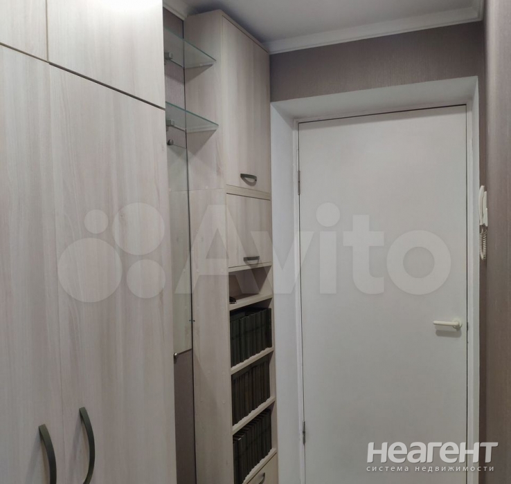 Продается 1-комнатная квартира, 36 м²