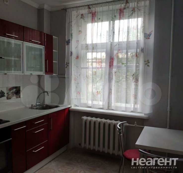 Продается 1-комнатная квартира, 36 м²