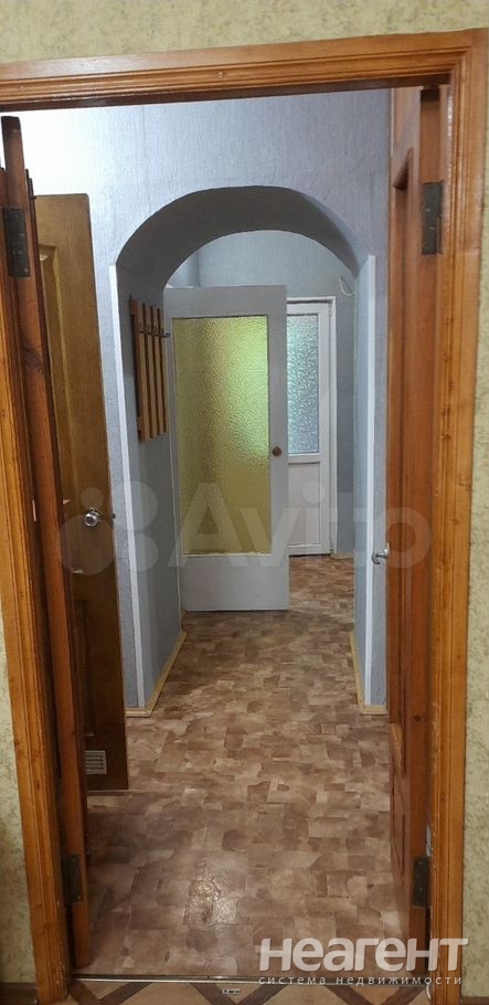 Продается 1-комнатная квартира, 45 м²