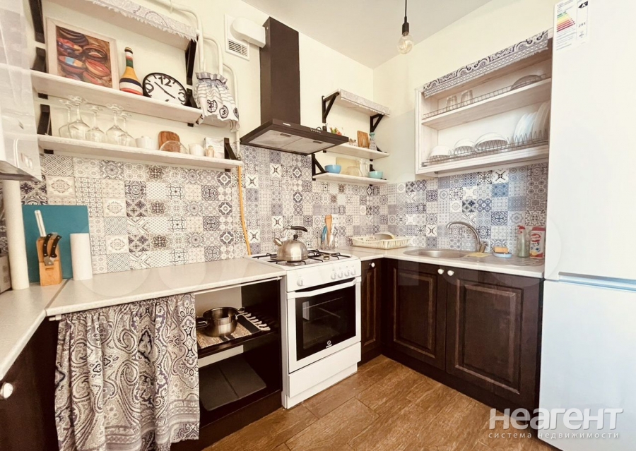 Сдается 2-х комнатная квартира, 78 м²