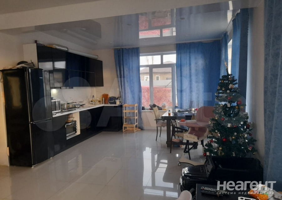 Продается Дом, 178 м²