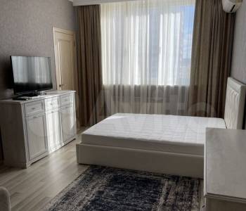 Продается 1-комнатная квартира, 37 м²