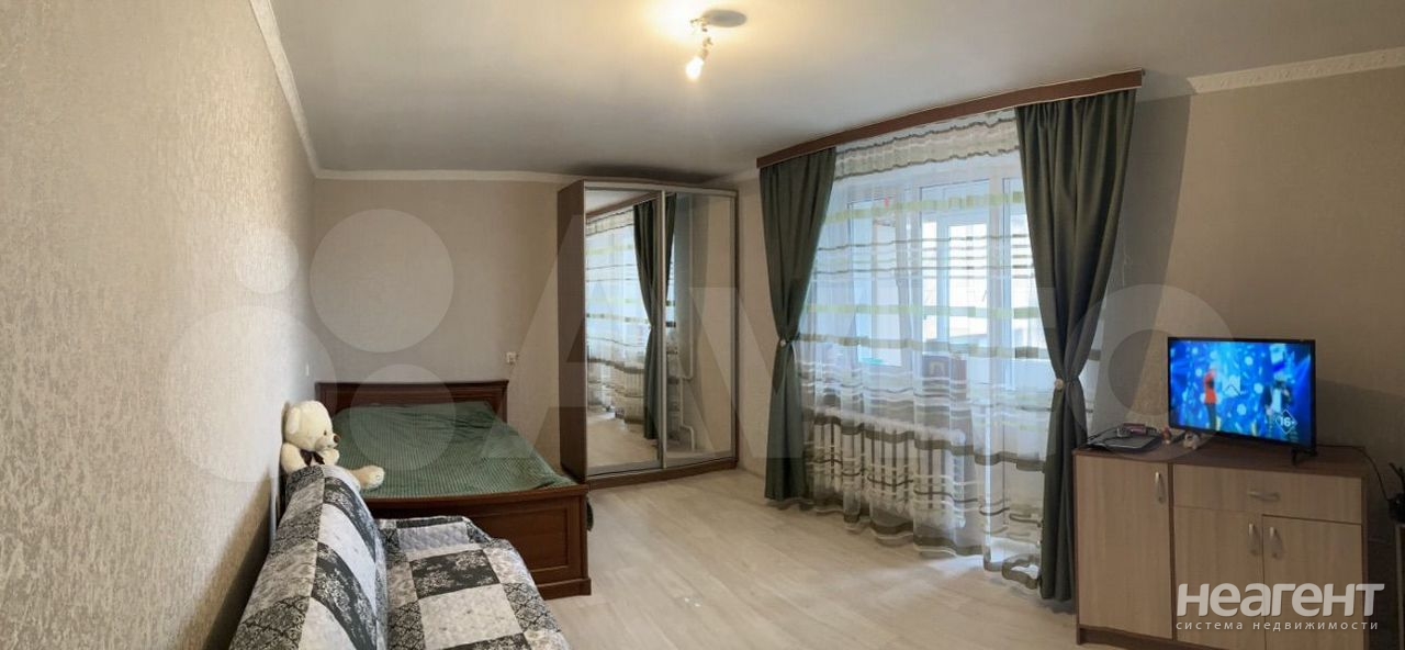 Продается 1-комнатная квартира, 36,2 м²