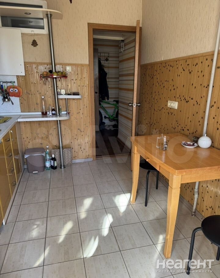 Продается 2-х комнатная квартира, 54 м²