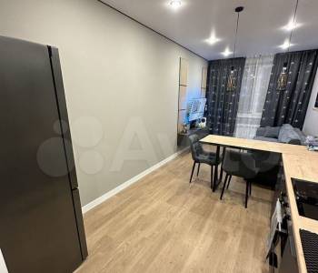 Продается 1-комнатная квартира, 46 м²