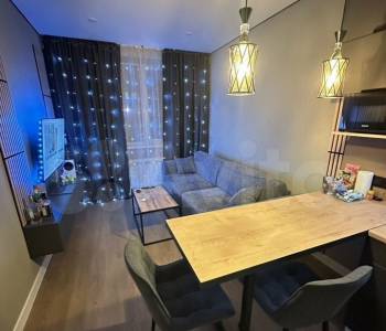 Продается 1-комнатная квартира, 46 м²